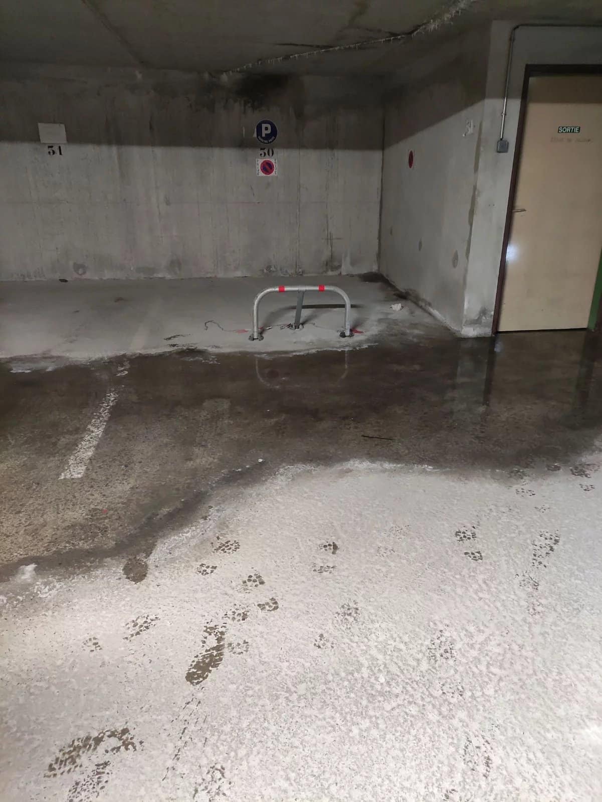 Vente Garage / Parking à Auron