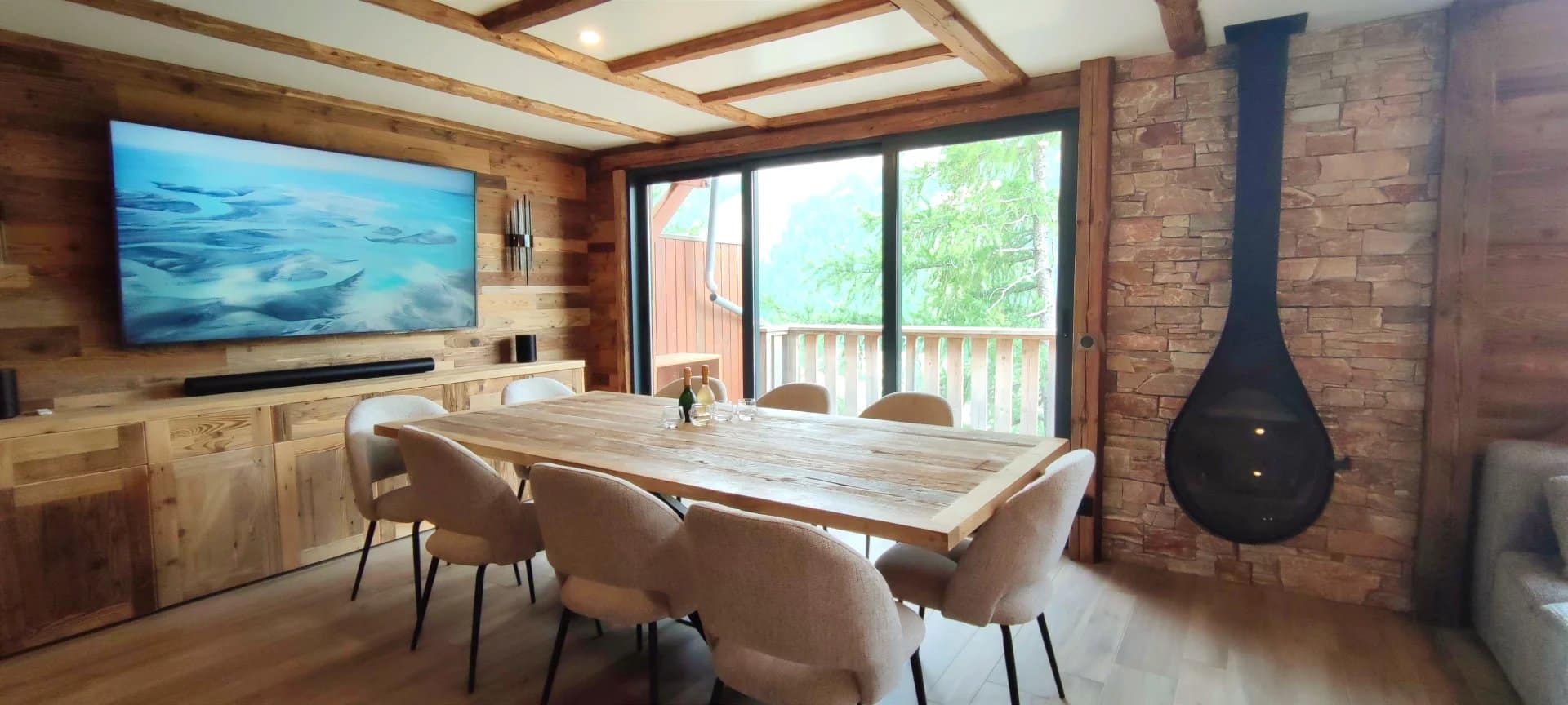 CHALET SUR 4 NIVEAUX VUE EXCEPTIONNELLE