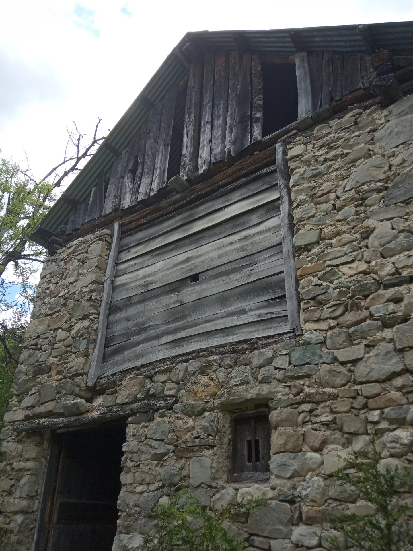 Vente Maison de 50m²  à Saint-Étienne-de-Tinée