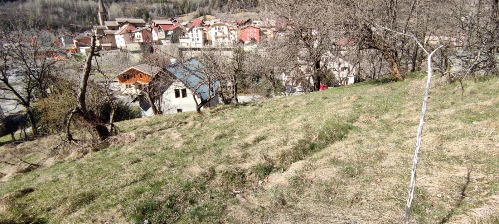 Vente Terrain de 1500m²  à Saint-Étienne-de-Tinée