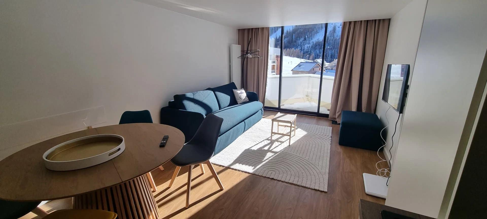 Appartement rénové ski aux pieds et commerces