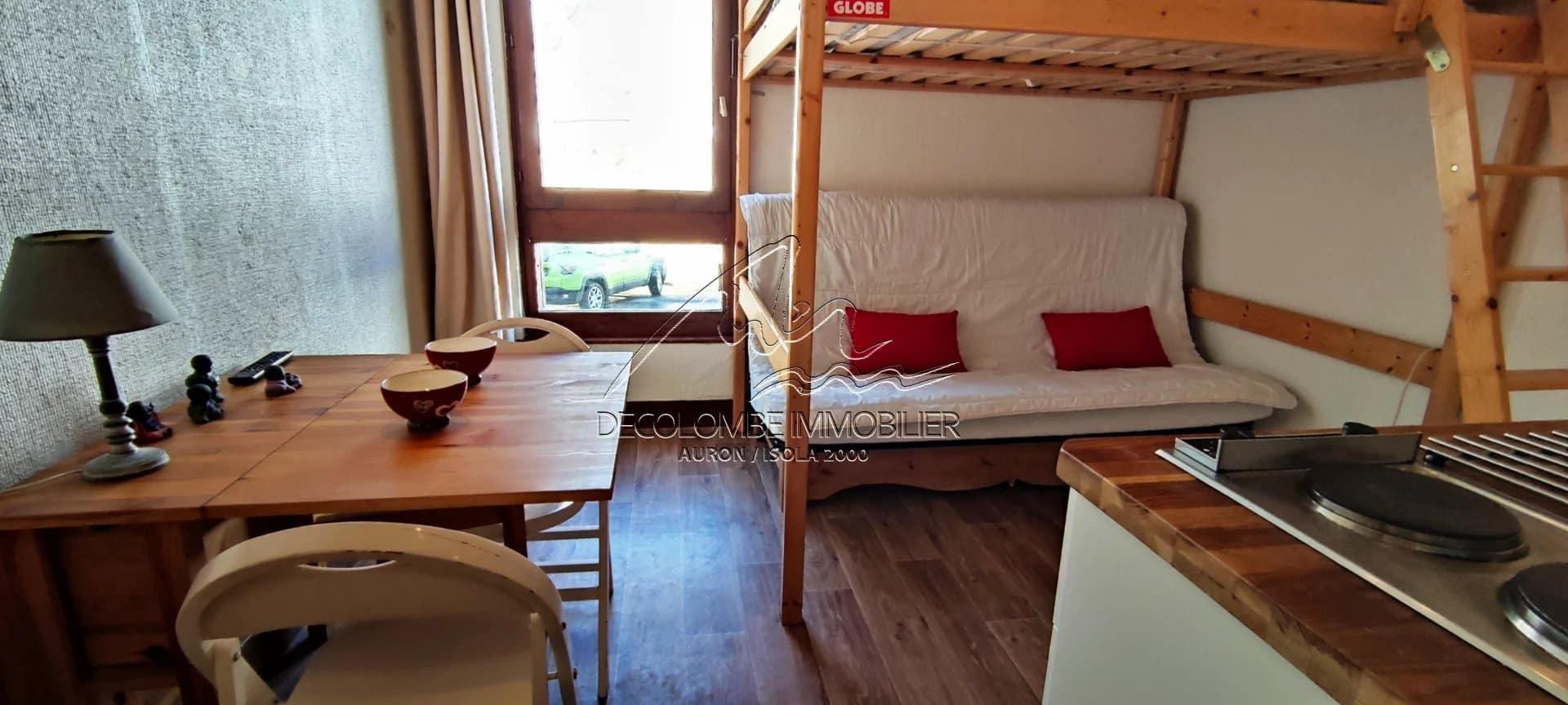 MINI STUDIO FRONT DE NEIGE