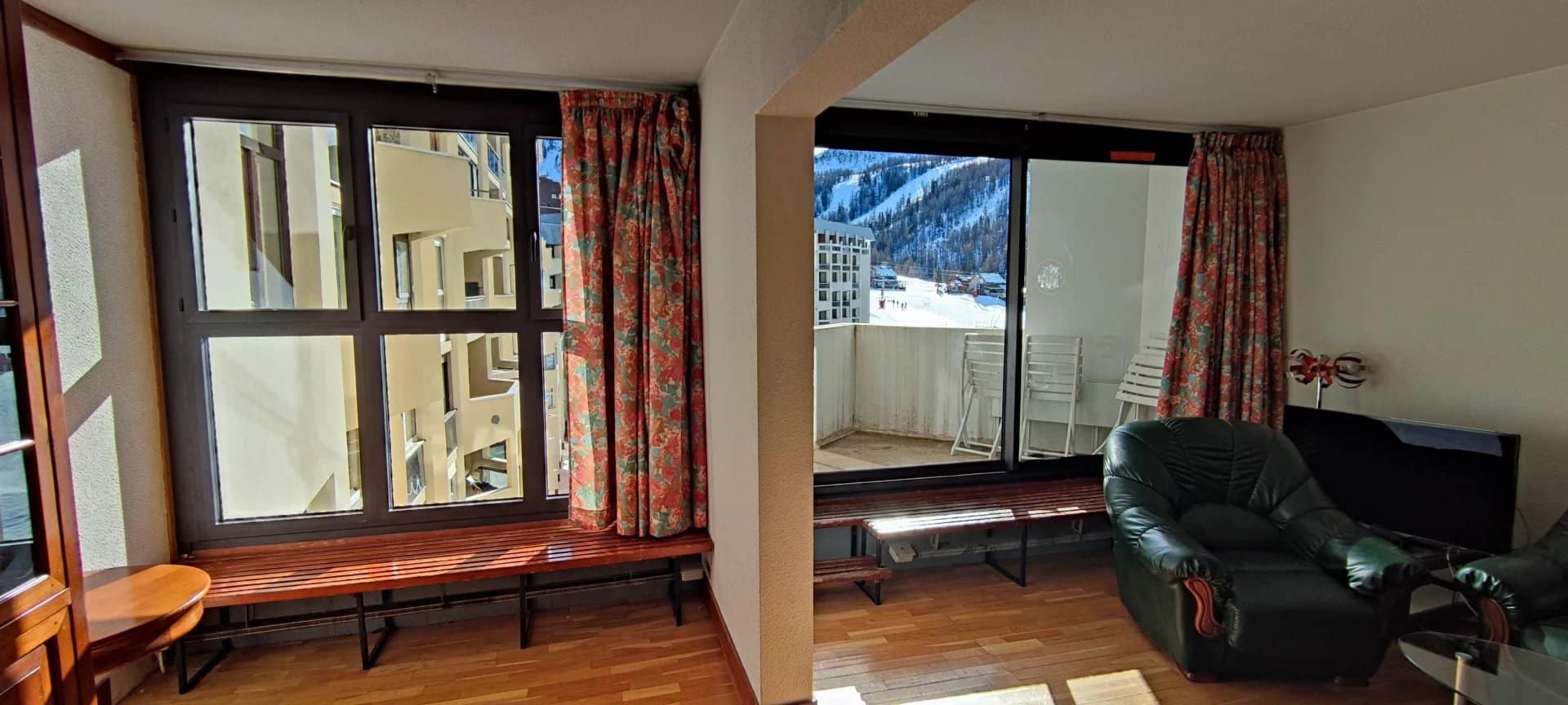 APPARTEMENT TRES LUMINEUX EN PLEIN CENTRE