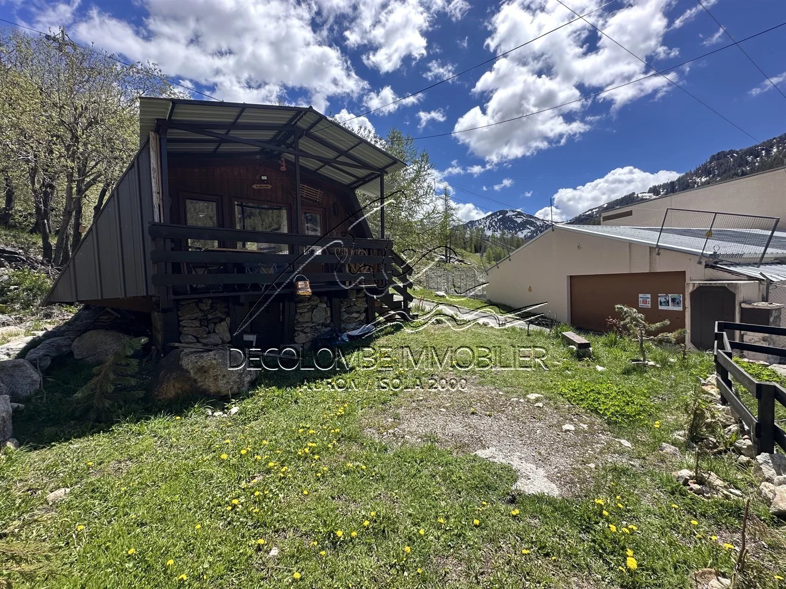 PETIT CHALET INDIVIDUEL